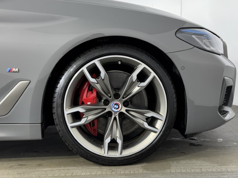 2022 (72) BMW 5 SERIES M550i xDrive 4dr Auto 4988646