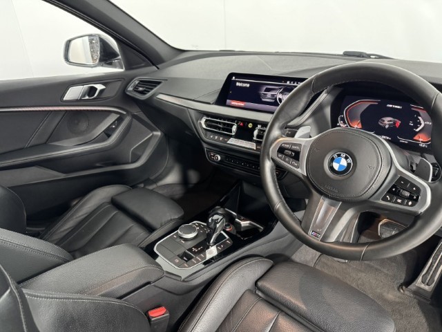 2020 (70) BMW 1 SERIES M135i xDrive 5dr Step Auto 5030376