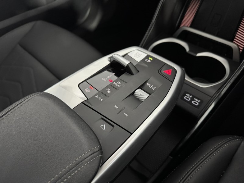 2024 (24) BMW X1 sDrive 20i MHT xLine 5dr Step Auto 4997126