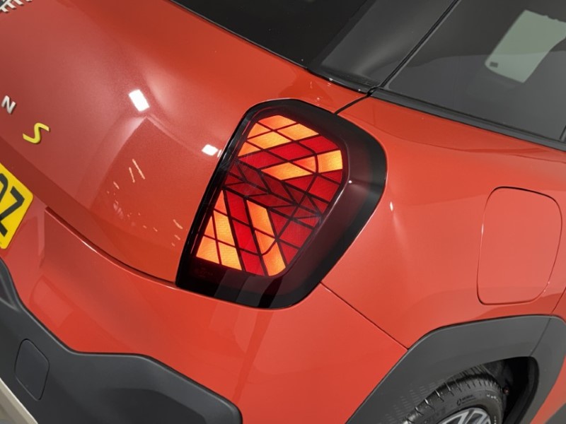 2026 (75) MINI ACEMAN 160kW SE Exclusive 54kWh 5dr Auto 5676192