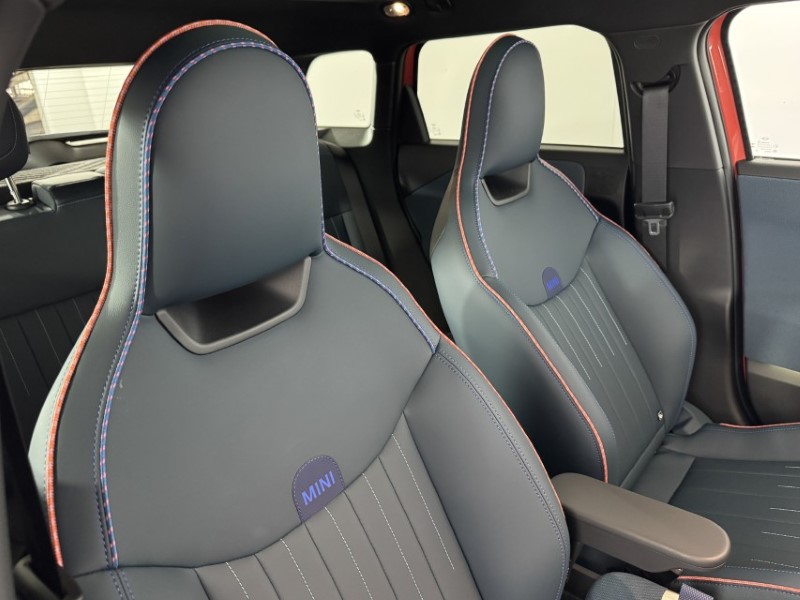 2026 (75) MINI ACEMAN 160kW SE Exclusive 54kWh 5dr Auto 5676177