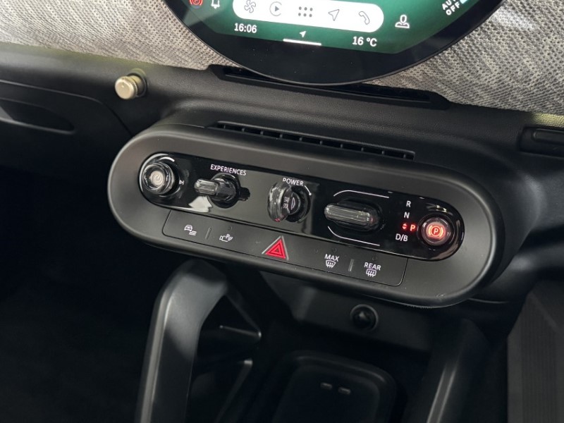 2026 (75) MINI COOPER 160kW SE Exclusive 54kWh 3dr Auto 5676539