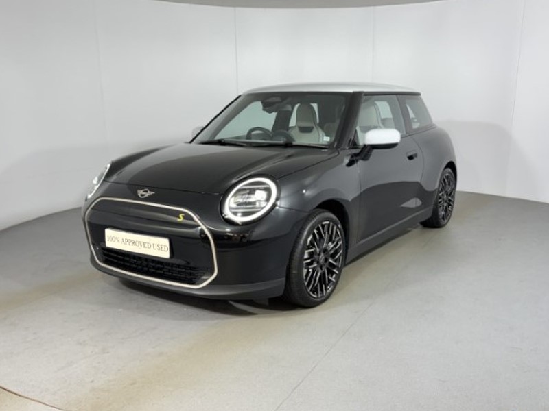 2026 (75) MINI COOPER 160kW SE Exclusive 54kWh 3dr Auto 5676744