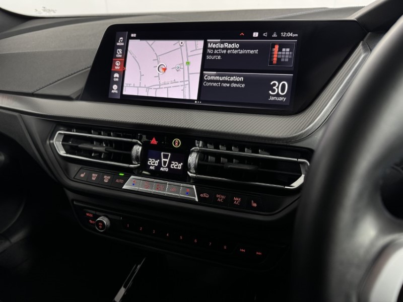 2022 (72) BMW 1 SERIES 118i [136] M Sport 5dr Step Auto [LCP] 5004659