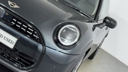 2026 (75) MINI COOPER 1.5 C Classic 3dr Auto 5683515