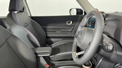 2026 (75) MINI COOPER 1.5 C Classic 3dr Auto 5683457