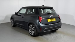2026 (75) MINI COOPER 1.5 C Classic 3dr Auto 5688167