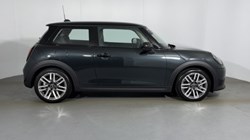 2026 (75) MINI COOPER 1.5 C Classic 3dr Auto 5688296