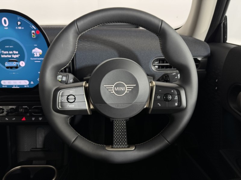 2026 (75) MINI COOPER 1.5 C Classic 3dr Auto 5683441