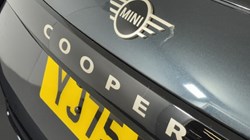 2026 (75) MINI COOPER 1.5 C Classic 3dr Auto 5683471