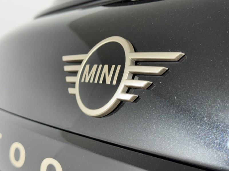 2026 (75) MINI COOPER 1.5 C Exclusive 5dr Auto 5684908