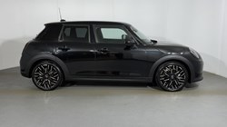 2026 (75) MINI COOPER 1.5 C Exclusive 5dr Auto 5685249