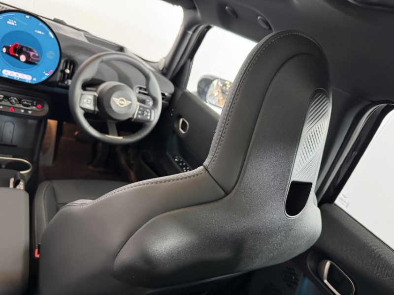 2026 (75) MINI COOPER 1.5 C Exclusive 5dr Auto 5684918