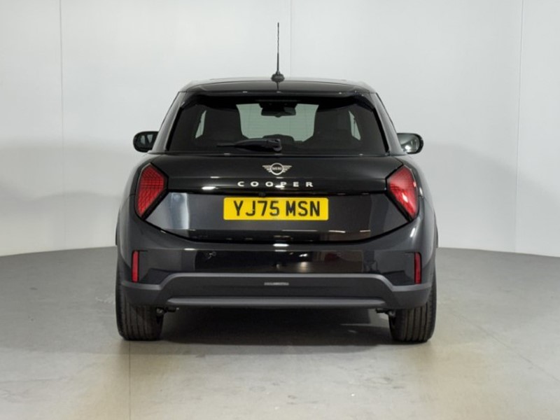 2026 (75) MINI COOPER 1.5 C Exclusive 5dr Auto 5685246