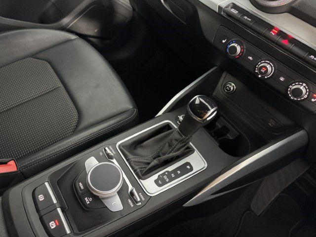 2022 (22) AUDI Q2 35 TDI Quattro Black Edition 5dr S Tronic 5015814