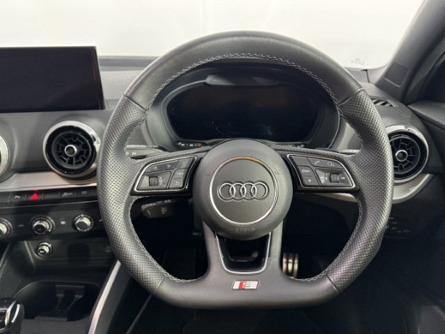 2022 (22) AUDI Q2 35 TDI Quattro Black Edition 5dr S Tronic 5015872