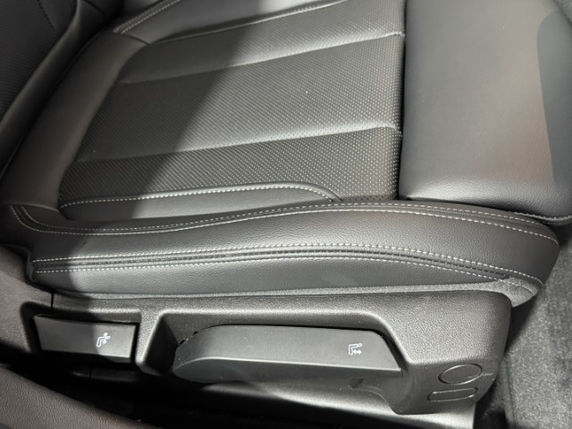 2025 (25) BMW 3 SERIES 320i M Sport 4dr Step Auto 5079012