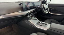 2025 (25) BMW 3 SERIES 320i M Sport 4dr Step Auto 5079036