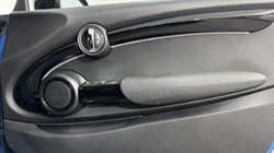 2021 (71) MINI HATCHBACK 1.5 Cooper Sport 3dr Auto 5038818