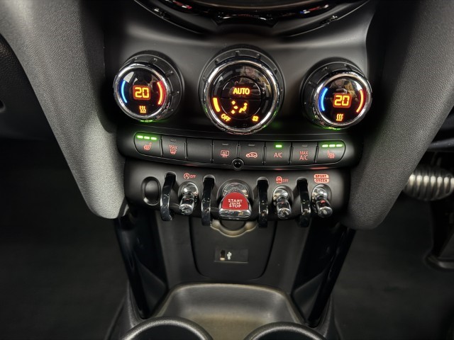 2021 (71) MINI HATCHBACK 1.5 Cooper Sport 3dr Auto 5038804