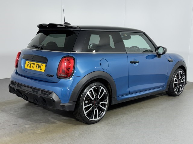 2021 (71) MINI HATCHBACK 1.5 Cooper Sport 3dr Auto 5038842