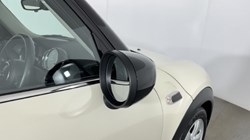 2019 (69) MINI HATCHBACK 1.5 Cooper Classic II 5dr 5098035