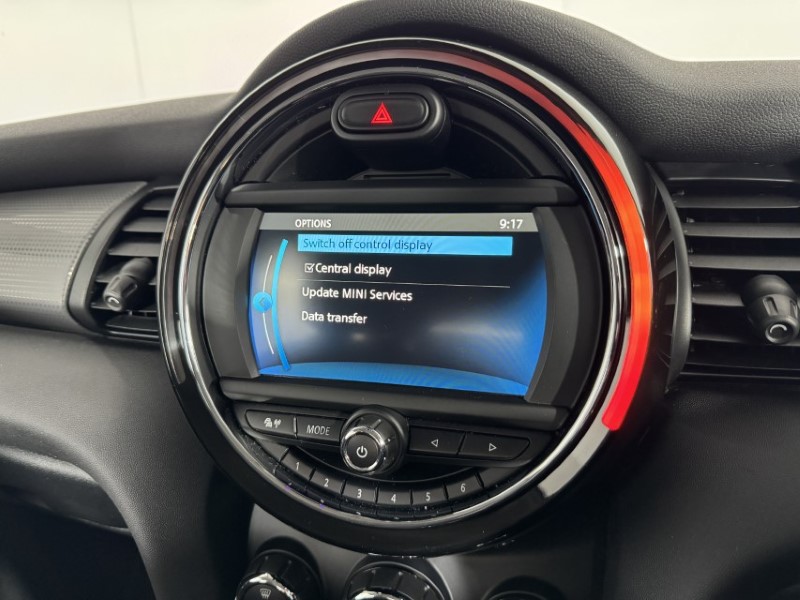 2019 (69) MINI HATCHBACK 1.5 Cooper Classic II 5dr 5098026