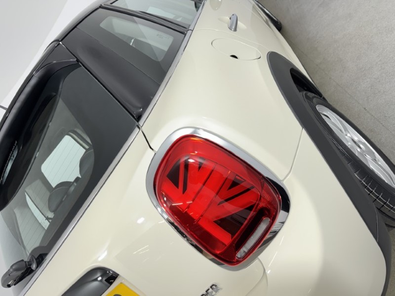 2019 (69) MINI HATCHBACK 1.5 Cooper Classic II 5dr 5098042