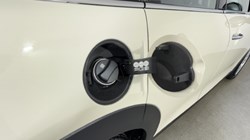 2019 (69) MINI HATCHBACK 1.5 Cooper Classic II 5dr 5098041