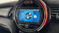 2019 (69) MINI HATCHBACK 1.5 Cooper Classic II 5dr 5098022