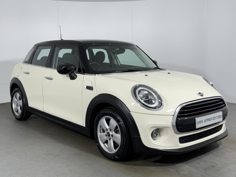 2019 (69) MINI HATCHBACK 1.5 Cooper Classic II 5dr