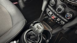 2019 (69) MINI HATCHBACK 1.5 Cooper Classic II 5dr 5098027
