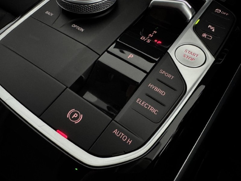 2023 (23) BMW 3 SERIES 330e Sport 5dr Step Auto 5054129