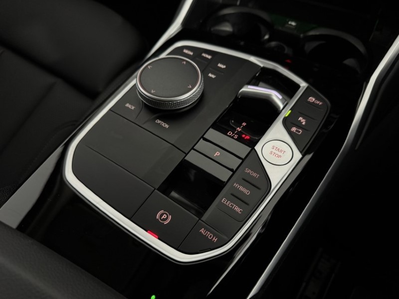 2023 (23) BMW 3 SERIES 330e Sport 5dr Step Auto 5054123