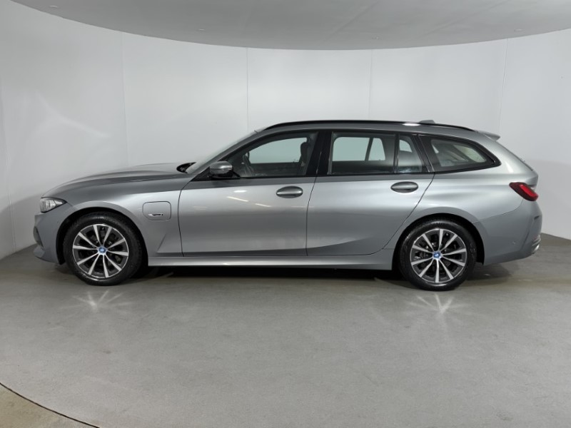 2023 (23) BMW 3 SERIES 330e Sport 5dr Step Auto 5054200