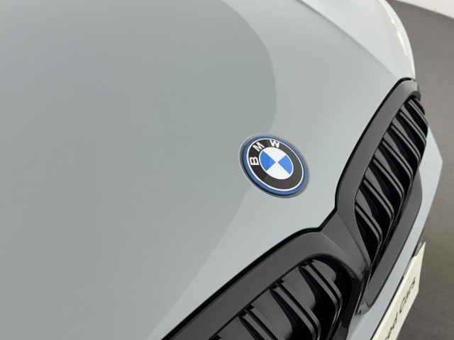 2023 (73) BMW 3 SERIES 330e M Sport 4dr Step Auto 5045100