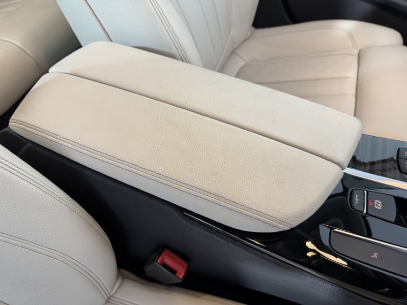 2018 (18) BMW 5 SERIES 530d xDrive SE 4dr Auto 5027165