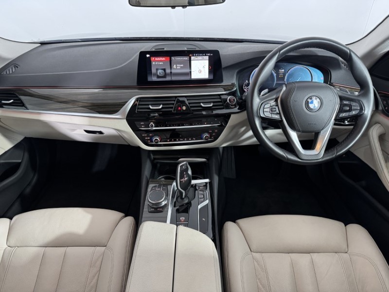 2018 (18) BMW 5 SERIES 530d xDrive SE 4dr Auto 5027197