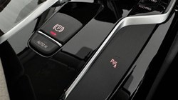 2018 (18) BMW 5 SERIES 530d xDrive SE 4dr Auto 5027148