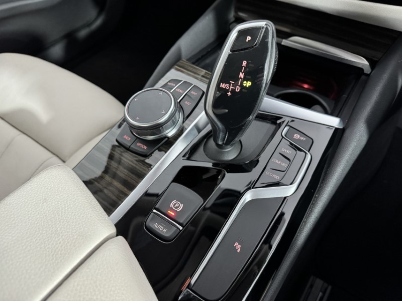 2018 (18) BMW 5 SERIES 530d xDrive SE 4dr Auto 5027140