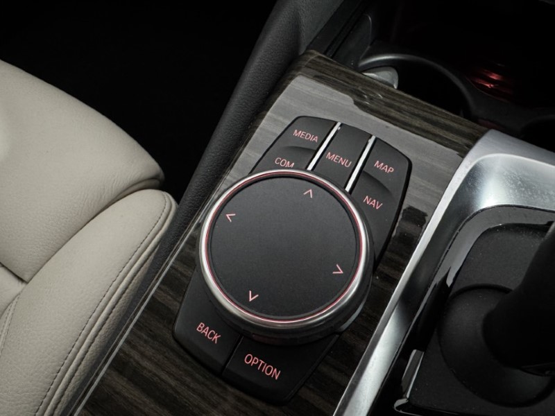 2018 (18) BMW 5 SERIES 530d xDrive SE 4dr Auto 5027146