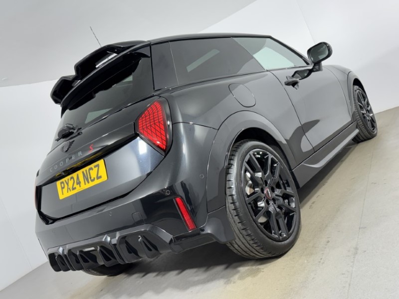 2024 (24) MINI COOPER 2.0 S Sport 3dr Auto 5073629