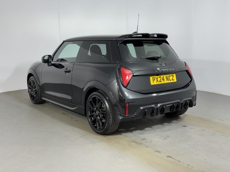 2024 (24) MINI COOPER 2.0 S Sport 3dr Auto