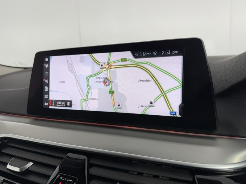 2017 (17) BMW 5 SERIES 530d SE 5dr Auto 5041795