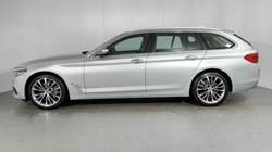 2017 (17) BMW 5 SERIES 530d SE 5dr Auto 5041843