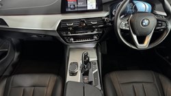 2017 (17) BMW 5 SERIES 530d SE 5dr Auto 5041815