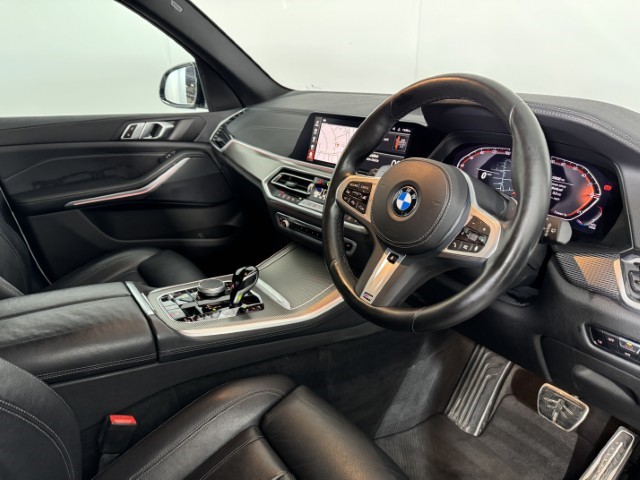 2022 (22) BMW X5 xDrive30d MHT M Sport 5dr Auto 5038079