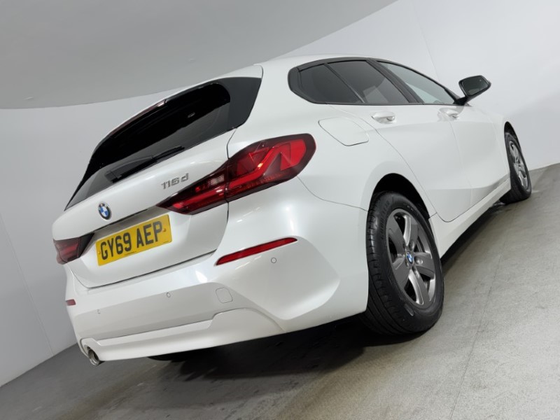 2020 (69) BMW 1 SERIES 116d SE 5dr Step Auto 5057119