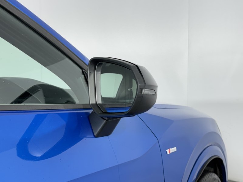 2020 (70) AUDI Q2 35 TFSI Black Edition 5dr S Tronic 5055523