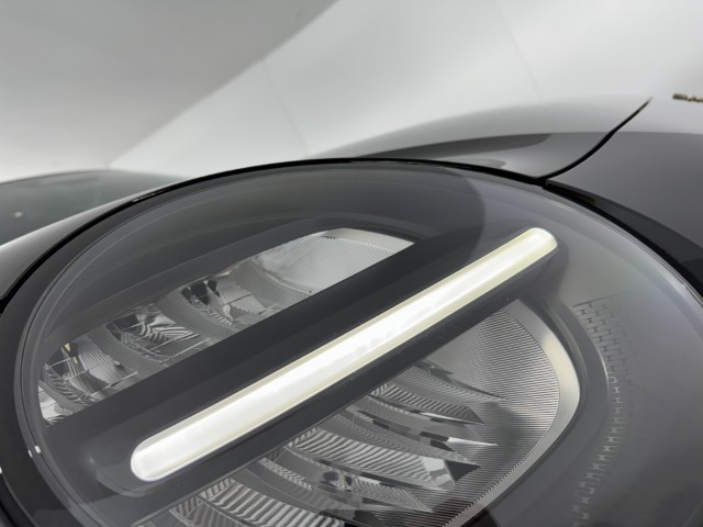 2025 (25) MINI COOPER 135kW E Exclusive 41kWh 3dr Auto 5038494